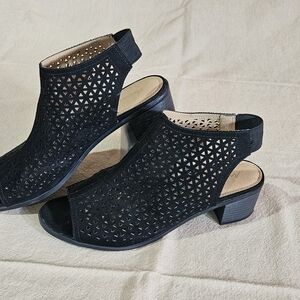 American Eagle Outfitters Black Cutout Heels